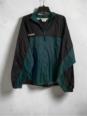 Columbia Men’s Black and Green Lightweight Packable Windbreaker, Size XL
